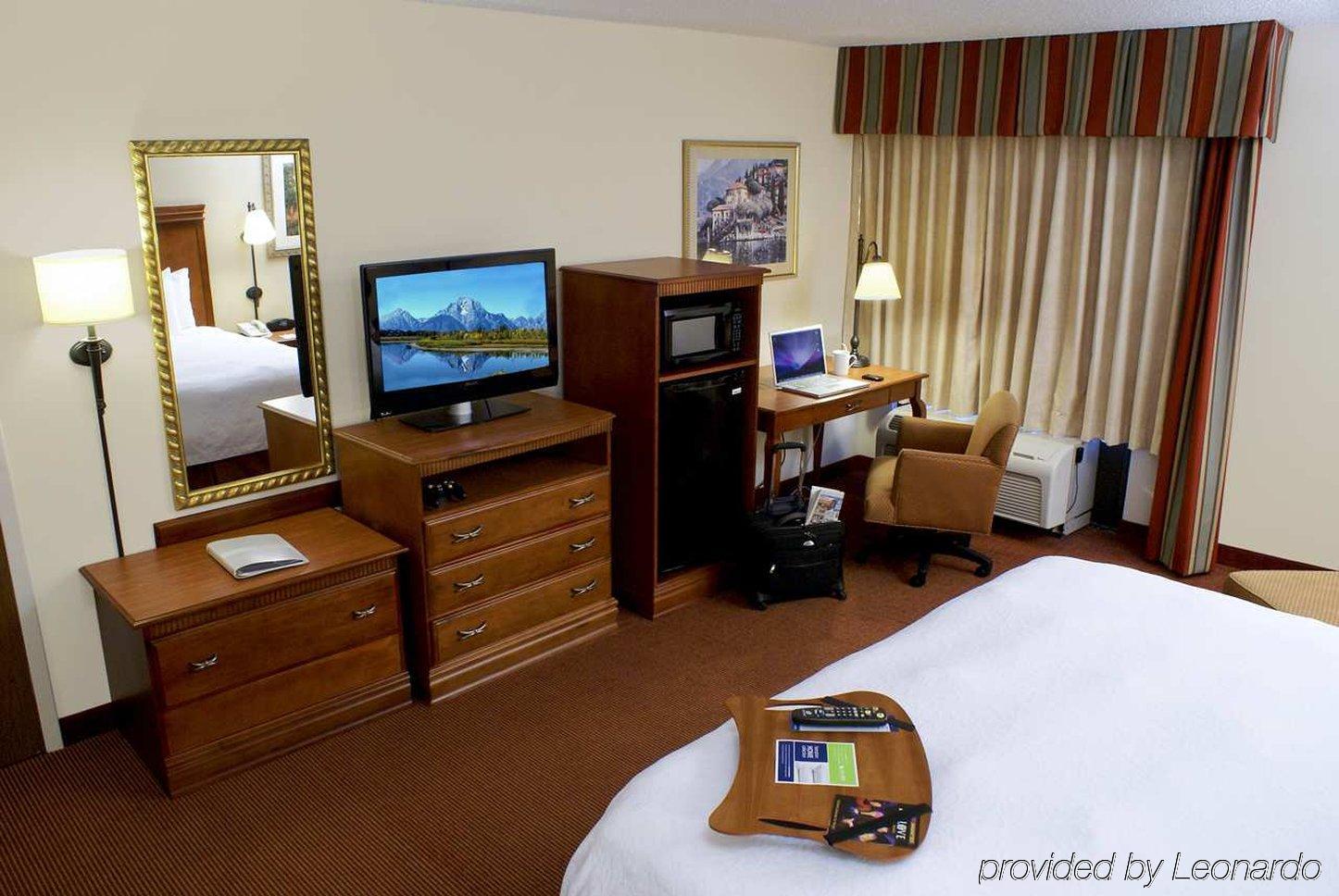 Отель Hampton By Hilton Austin South - I-35 & Ben White Номер фото